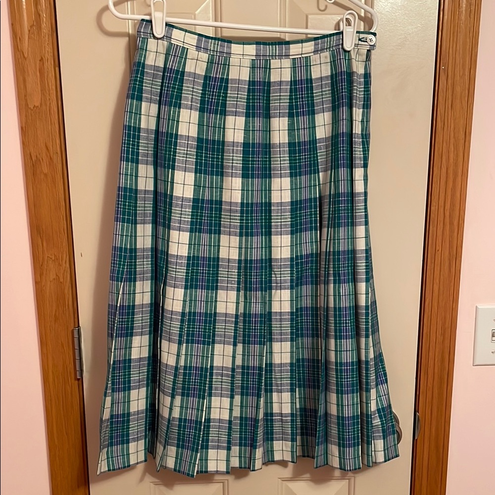 Vintage Country Sophisticates Petite by Pendleton Plaid Green and White Skirt